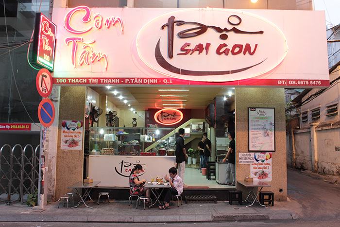 Thi Công Bảng Hiệu Đẹp Cho Quán Ăn