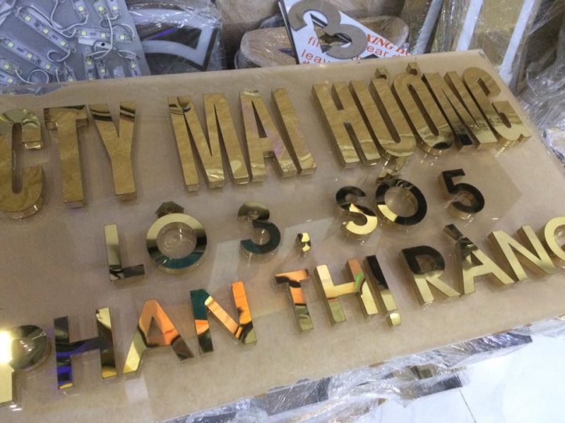 Thi Công Biển Quảng Cáo Chữ Inox Vàng
