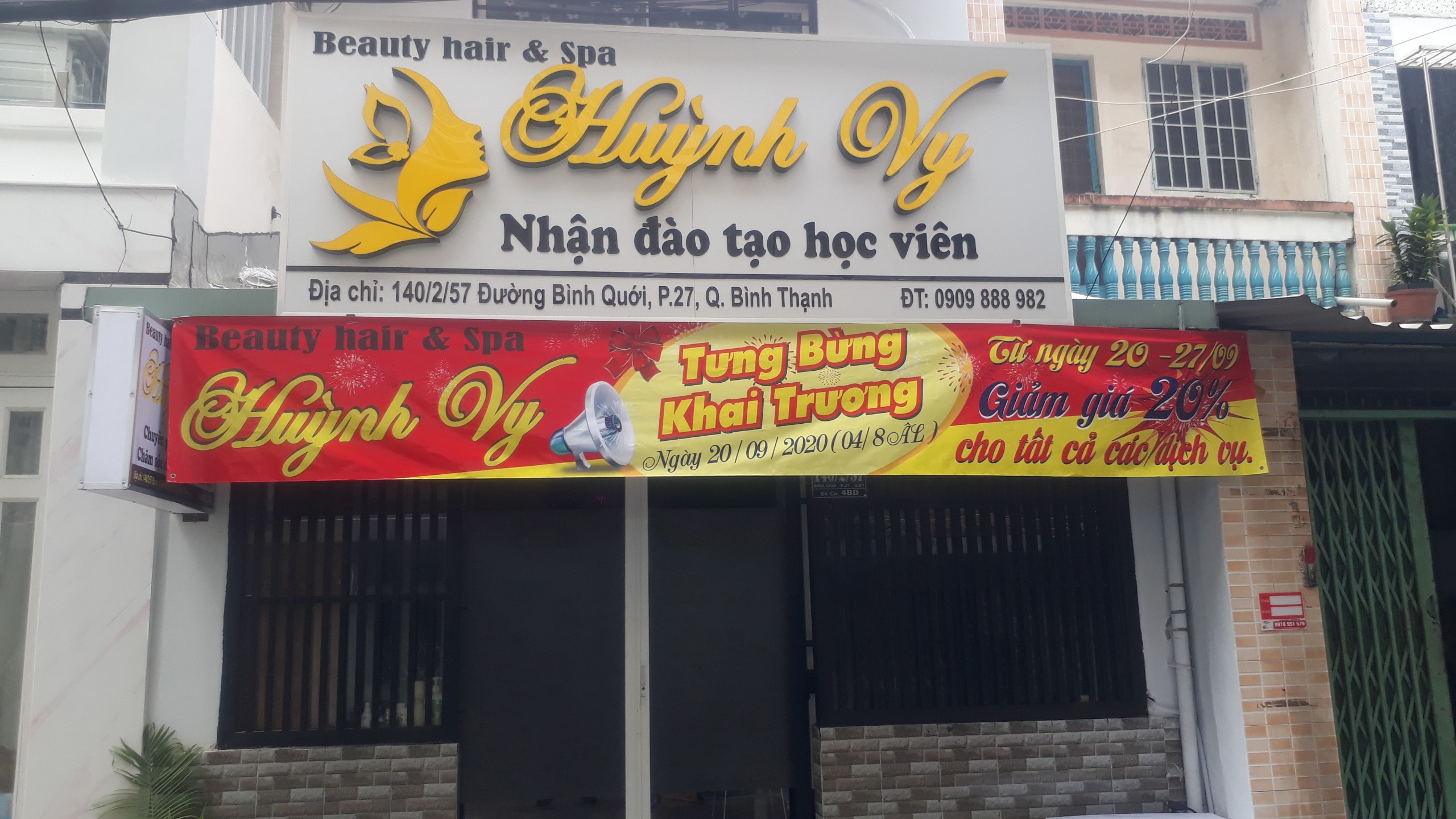 Thi Công Biển Quảng Cáo Chữ Nổi Mica