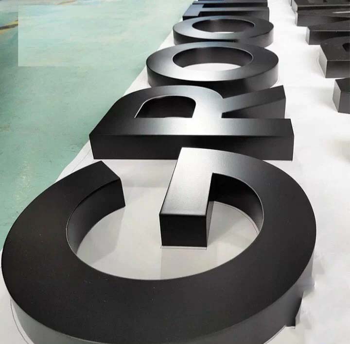 Thiết Kế Bảng Hiệu Inox TP.HCM