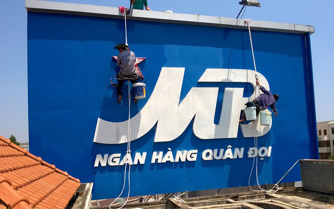 Thi Công Biển Quảng Cáo Alu Chữ Nổi