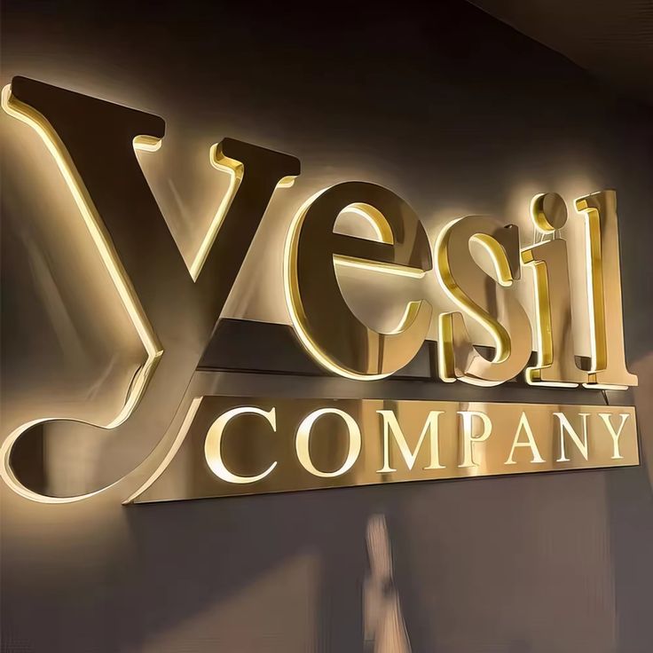 Mẫu Bảng Hiệu Chữ Nổi Inox Vàng Đẹp 2025