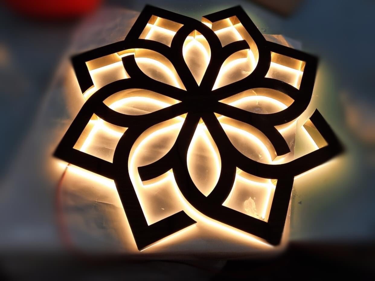 Mẫu Bảng Hiệu Chữ Nổi Inox Vàng Đẹp 2025