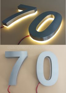 Mẫu Bảng Hiệu Chữ Nổi Inox Hắt Sáng Chân Đẹp