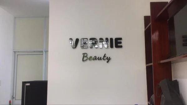 Mẫu Bảng Hiệu Nail Đẹp Năm 2025