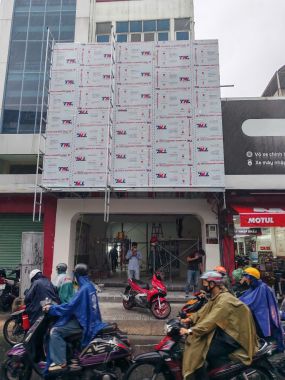 Thi công bảng hiệu Hỷ Lâm Môn Hoàng Văn Thụ