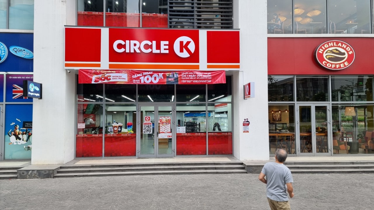 Thi công biển cửa hàng
