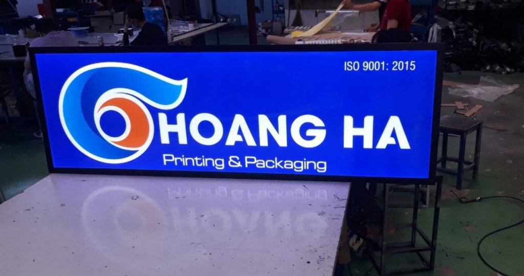 Hộp Đèn Quảng Cáo Ngoài Trời