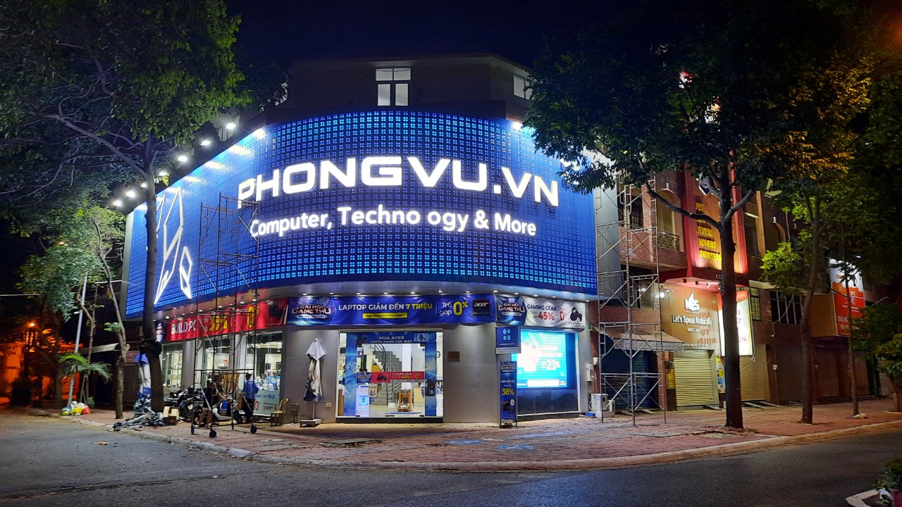 Hộp Đèn Quảng Cáo Ngoài Trời