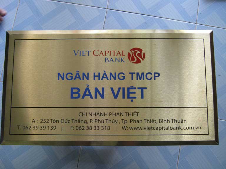 Thi Công Biển Công Ty
