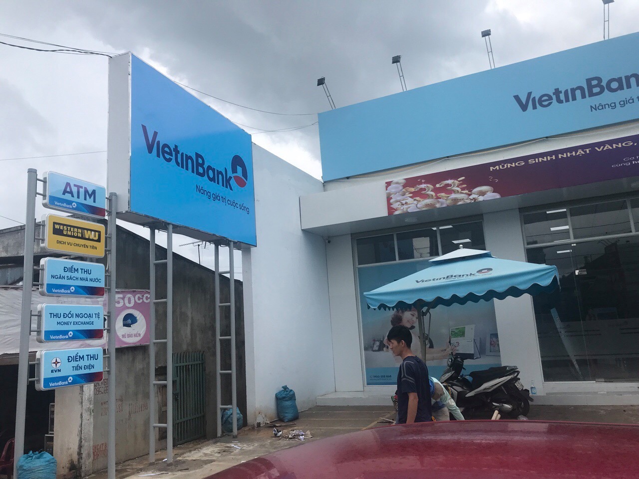 Thiết Kế Bảng Hiệu Ngân Hàng