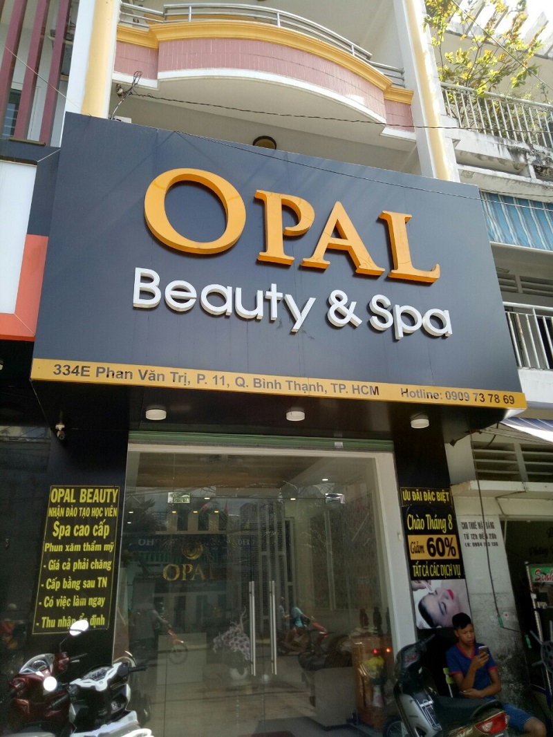 Thi công bảng hiệu logo mica tại TP.HCM