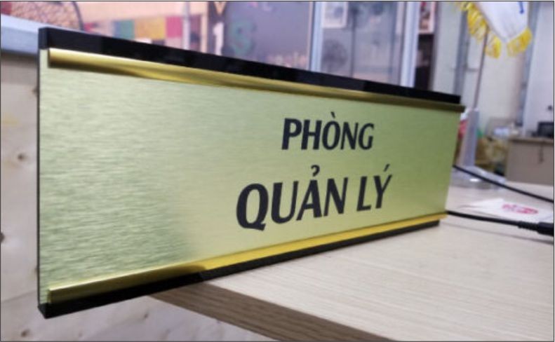 Thi Công Bảng Số Phòng