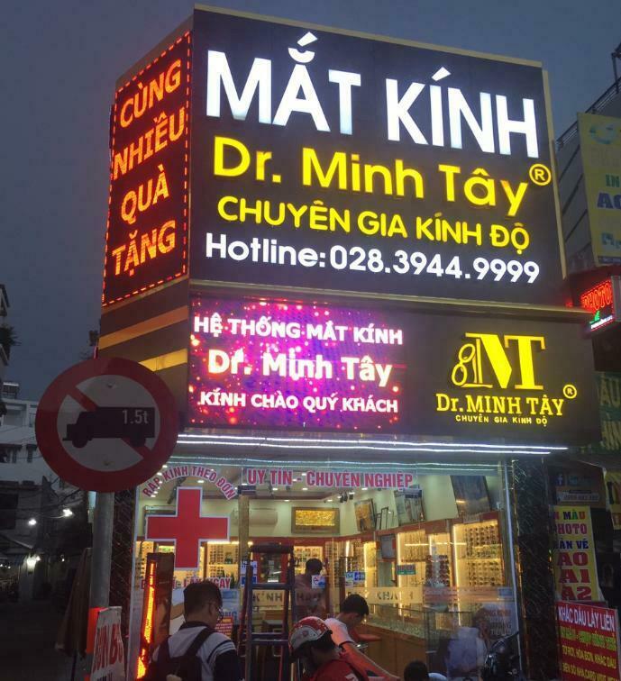 Bảng Hiệu Mắt Kính