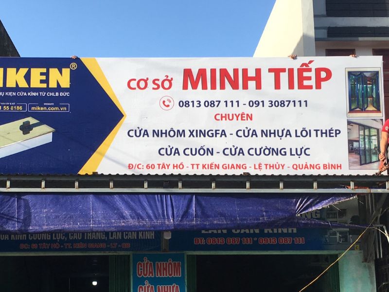 Bảng hiệu cửa nhôm