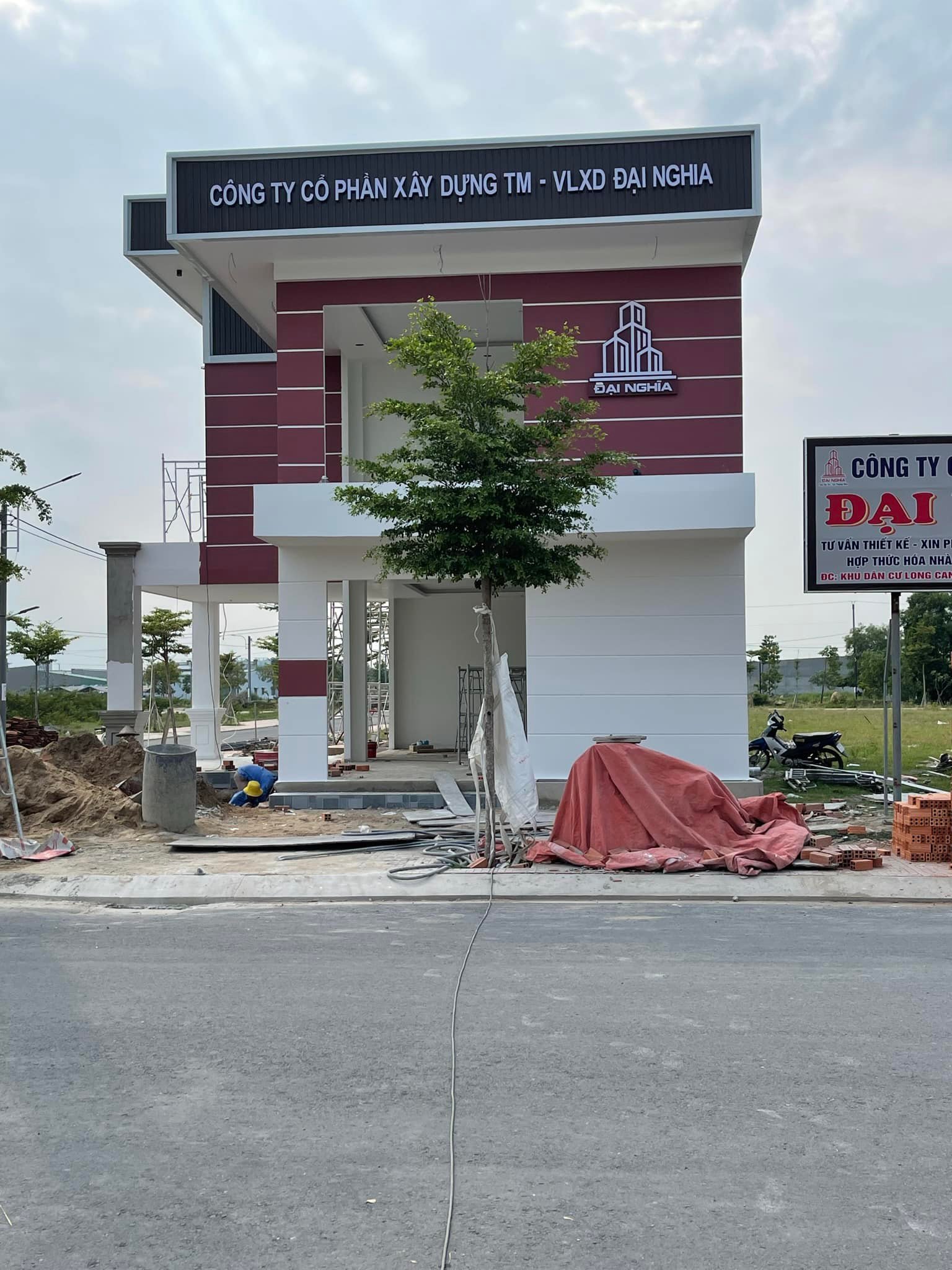 Thi công bảng hiệu hiện đại