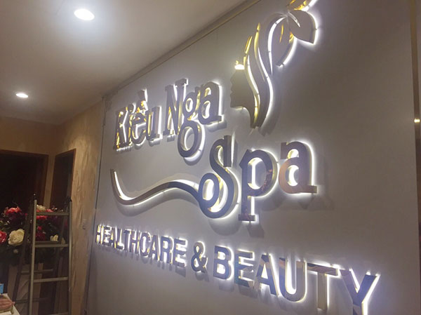Thi công bảng hiệu spa sang trọng tại TP.HCM