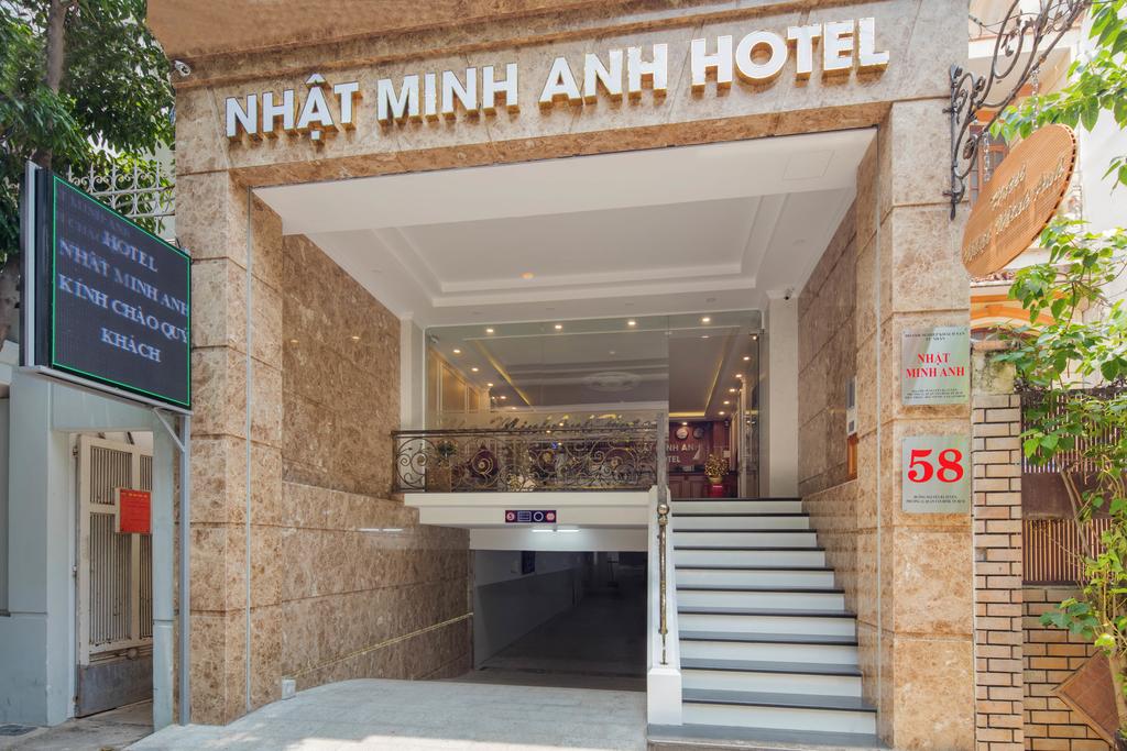 Thi công biển quảng cáo khách sạn