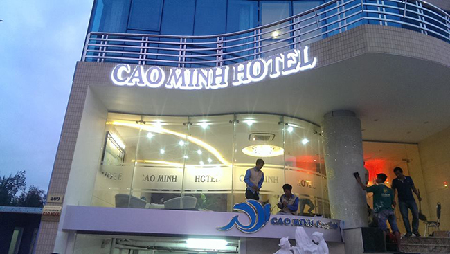 Thiết kế biển quảng cáo khách sạn