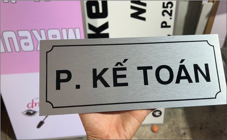 Thiết kế bảng phòng