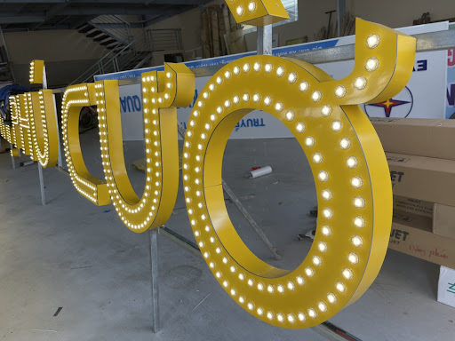 Thiết Kế Bảng Alu Chữ Nổi Đèn LED Tại TP.HCM
