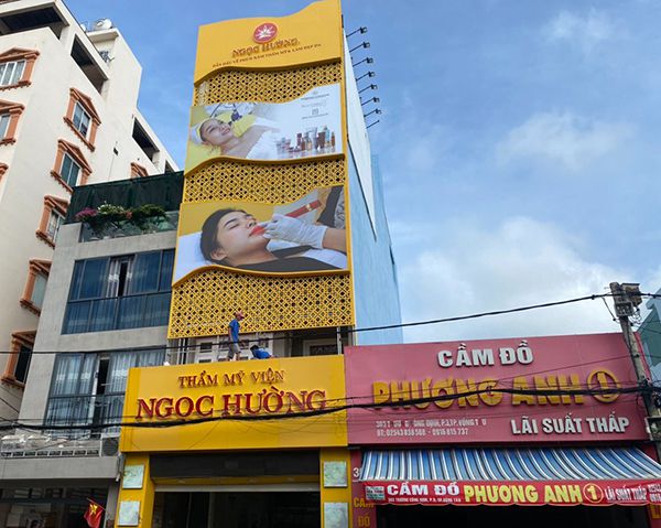 Thi Công Biển Quảng Cáo Thu Hút Khách