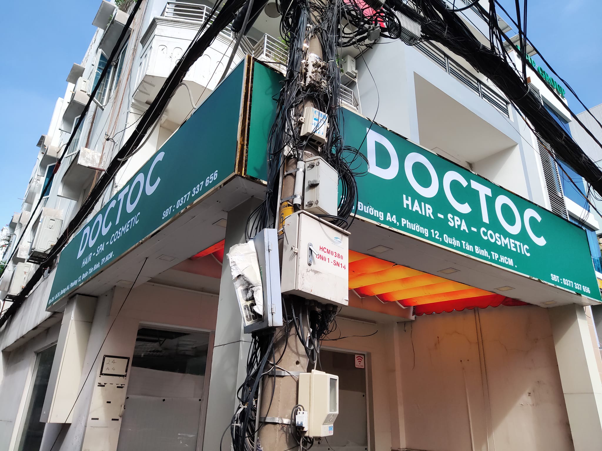 Thi Công Bảng Quảng Cáo Tiệm Tóc