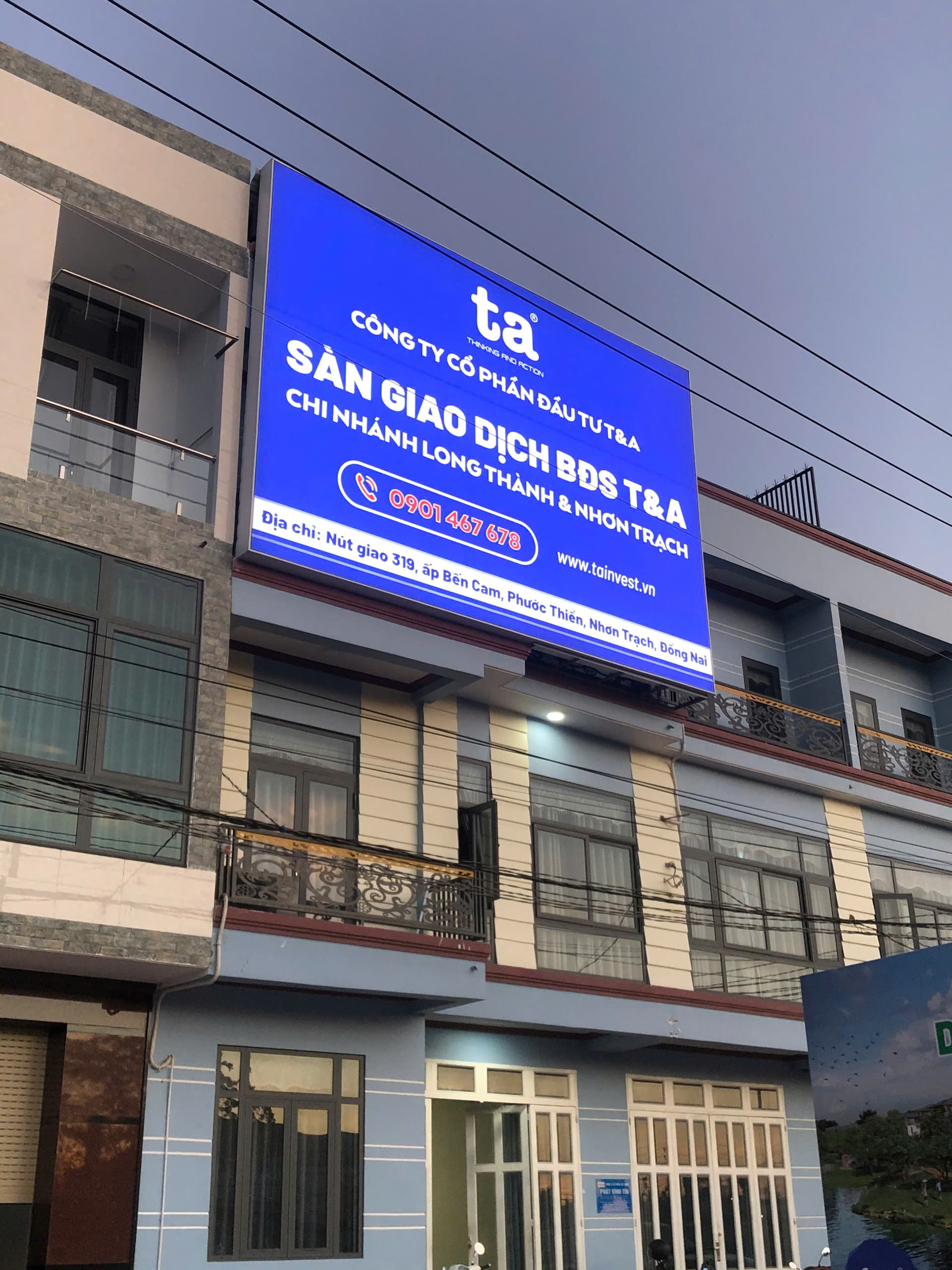 Thiết Kế Bảng Hiệu Đẹp