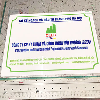 Thi công bảng hiệu mica trong