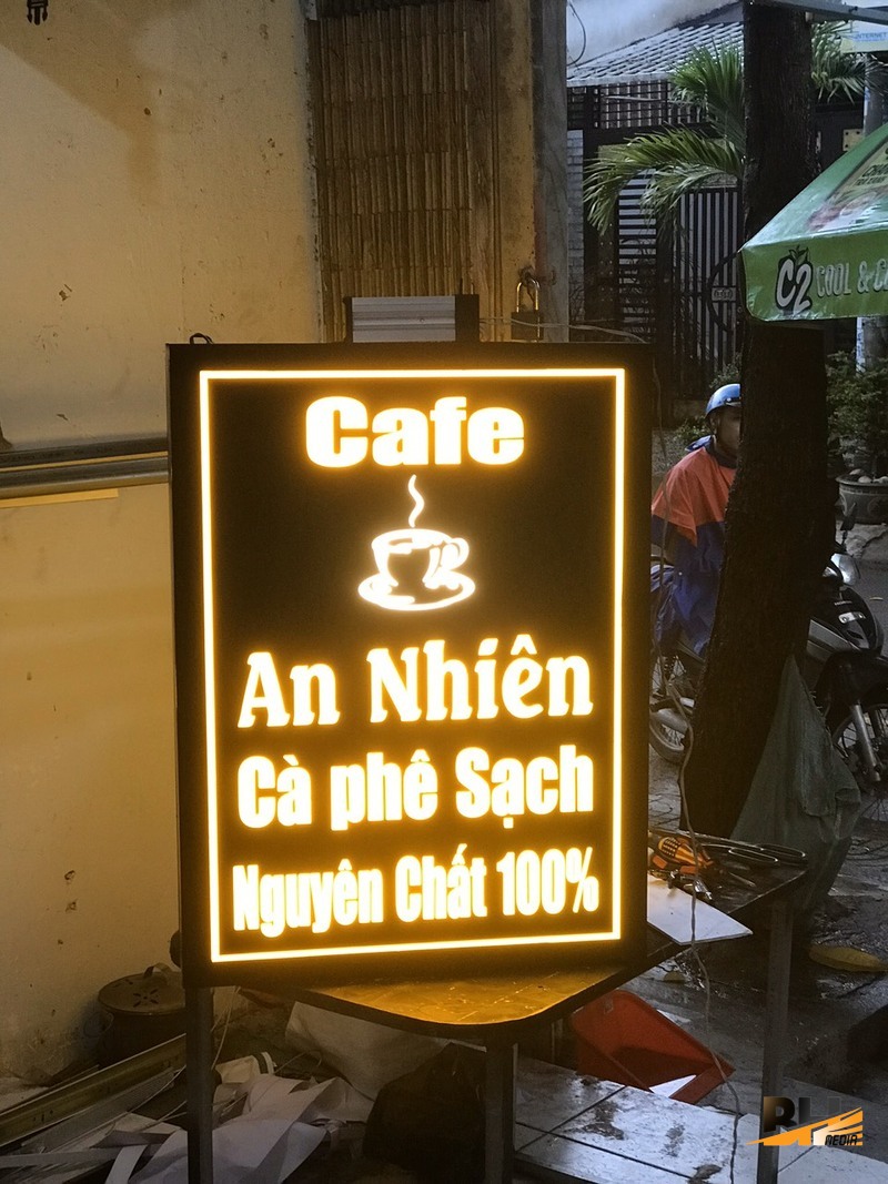 Các Mẫu Bảng Hiệu Đẹp Hộp Đèn