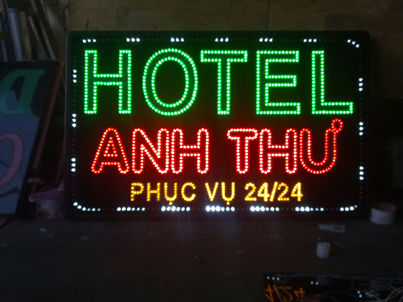 Thiết Kế Bảng Hiệu Khách Sạn Đẹp
