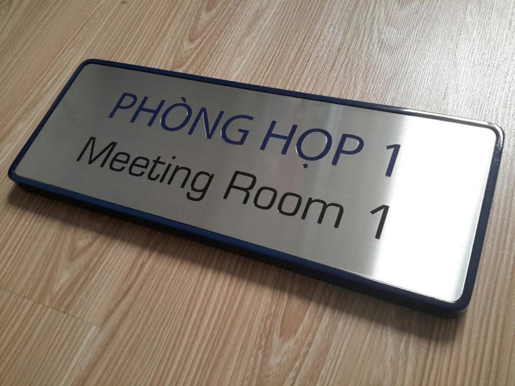 Thiết Kế Biển Inox Ăn Mòn
