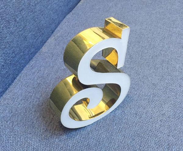 Thi Công Chữ Quảng Cáo Inox