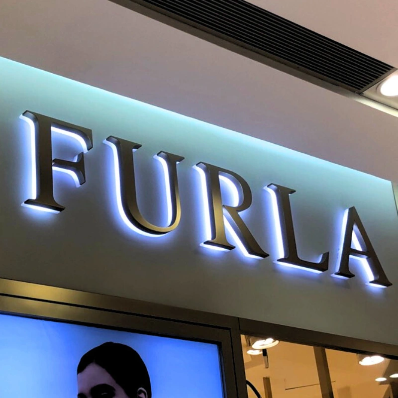 Thi Công Bảng Hiệu Chữ Inox