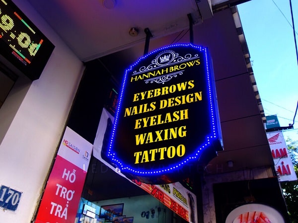 Thi Công Biển Quảng Cáo Phun Xăm