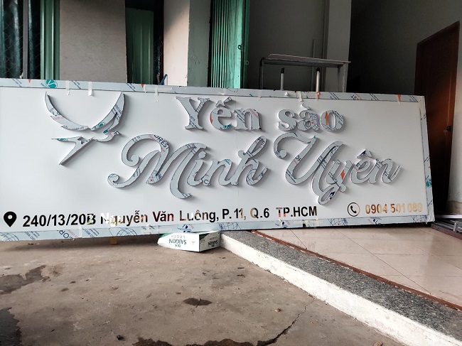 Thi Công Bảng Hiệu Yến Sào Đẹp