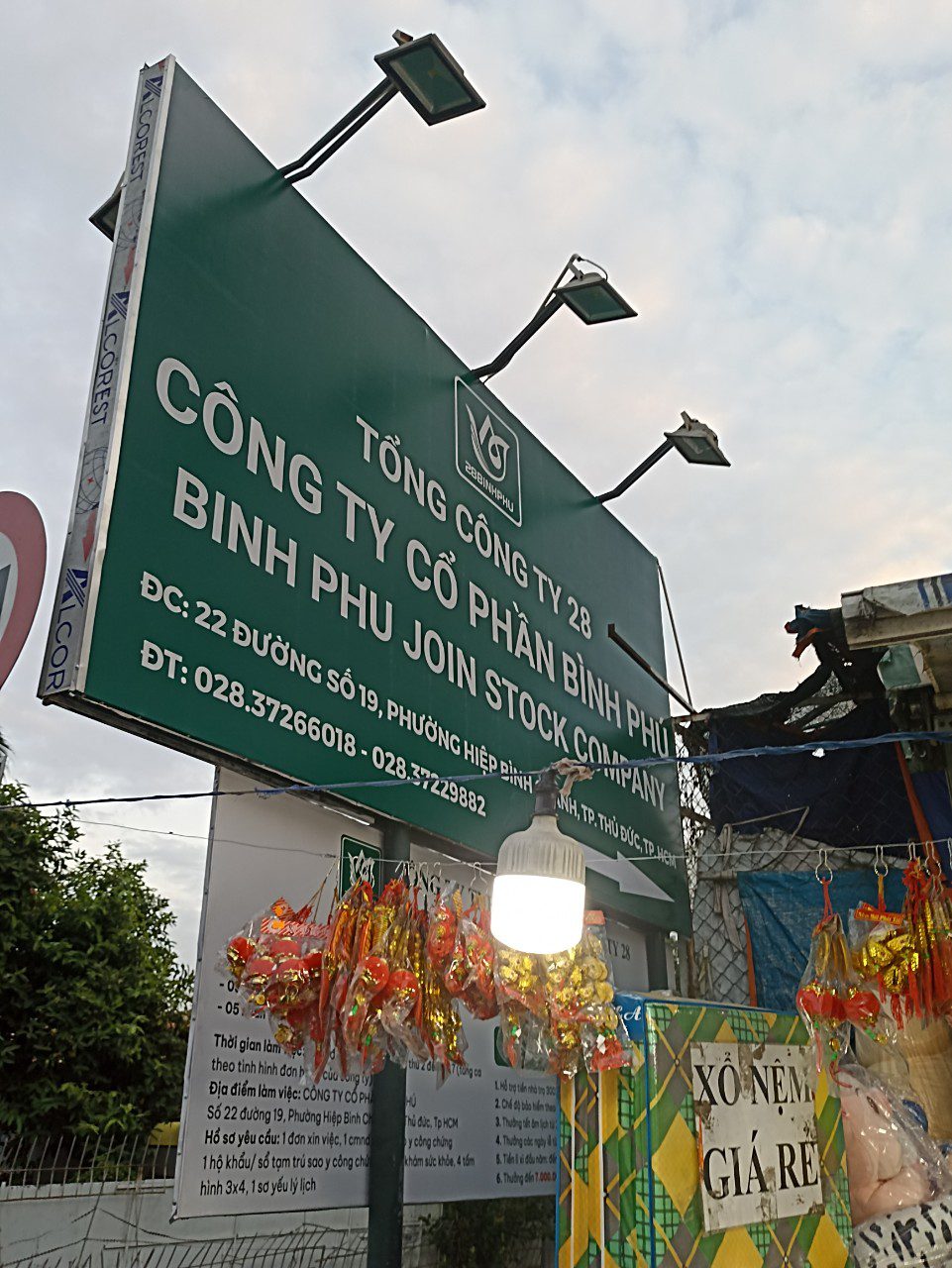 Thi công Biển Quảng Cáo In Bạt