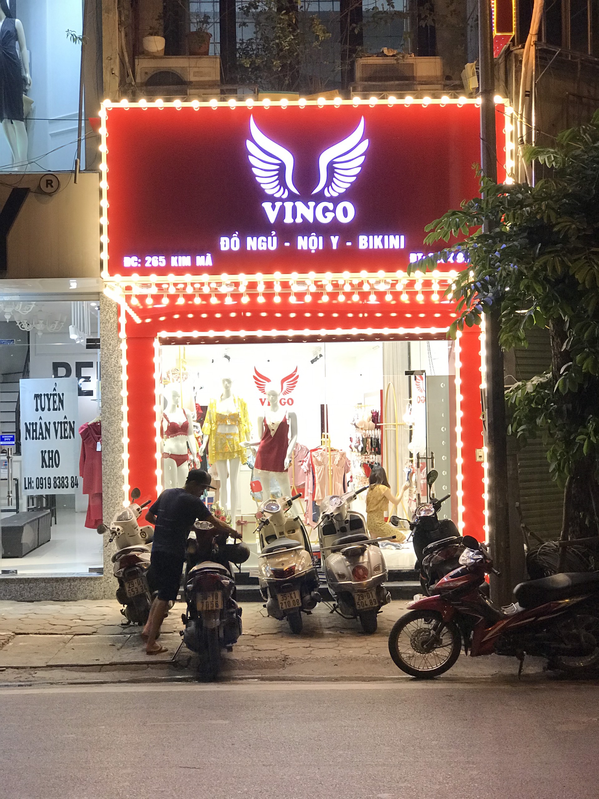 Biển Quảng Cáo Shop Quần Áo Đẹp