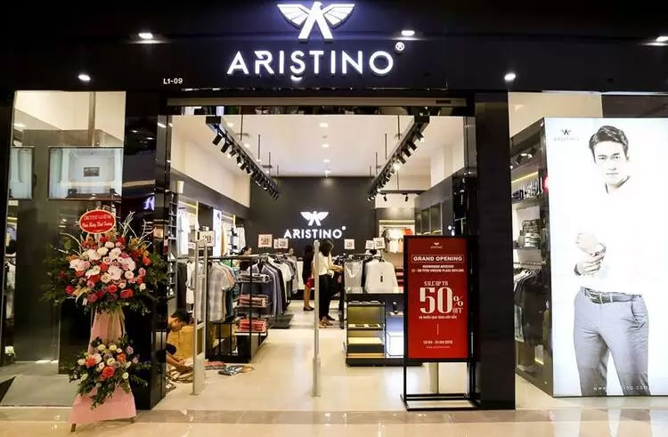 Thi Công Biển Quảng Cáo Shop Quần Áo