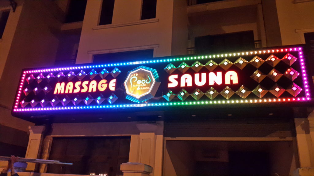 Làm Biển Quảng Cáo LED