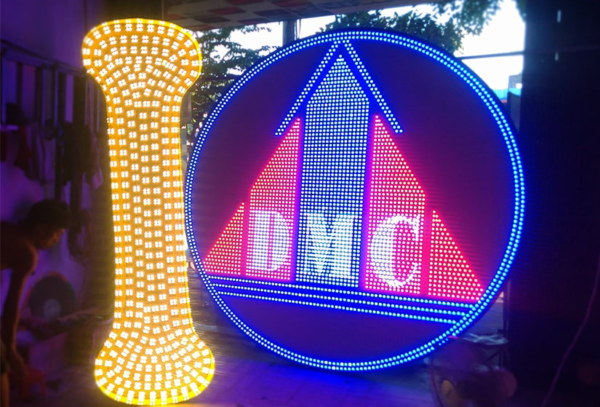 Thi Công Bảng Hiệu Đèn LED Tròn