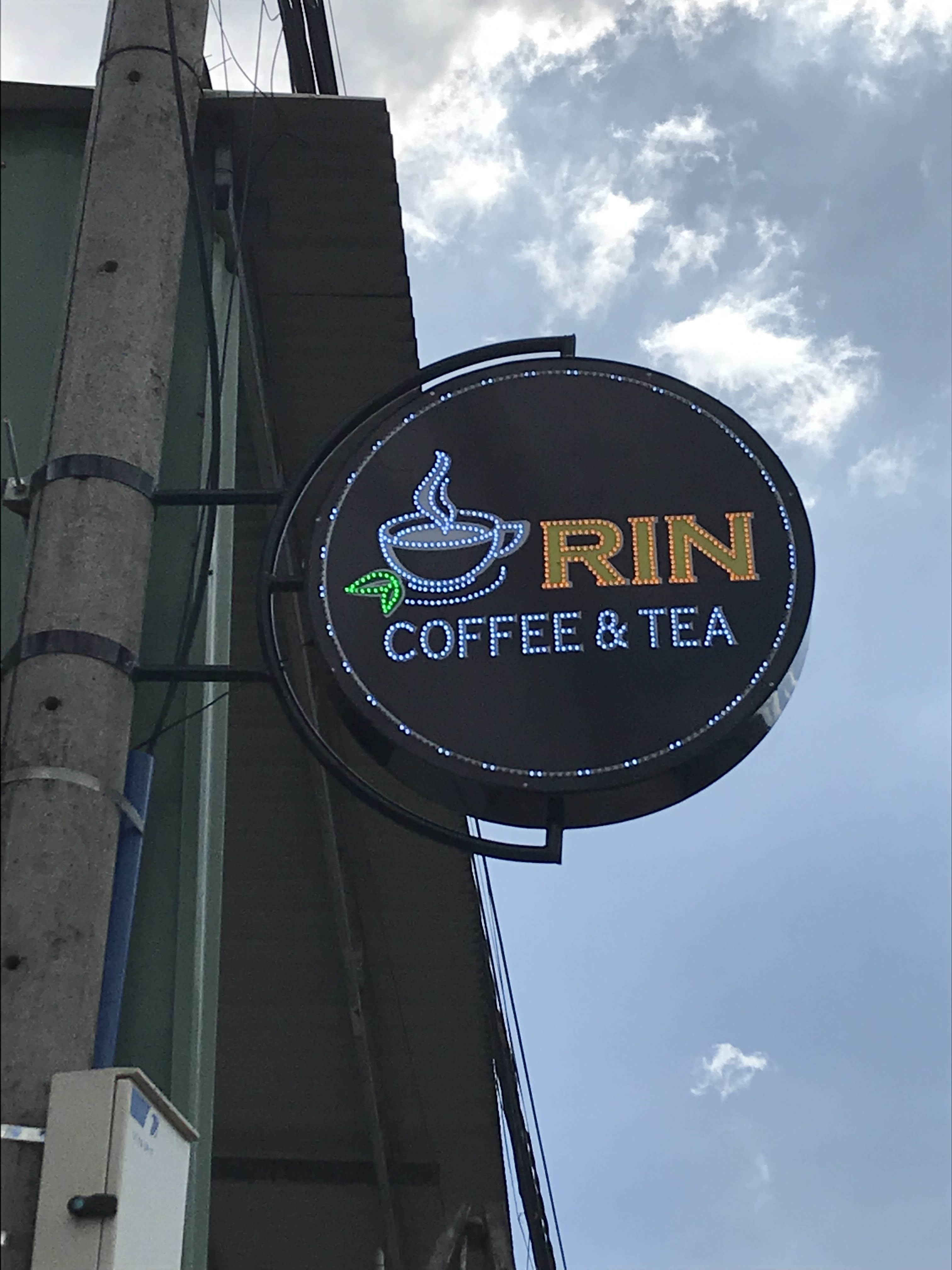 Thiết Kế Bảng Hiệu Đèn LED Tròn Đẹp