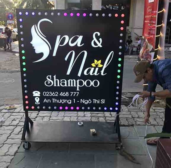 Thiết Kế Bảng Hiệu Đứng Đẹp