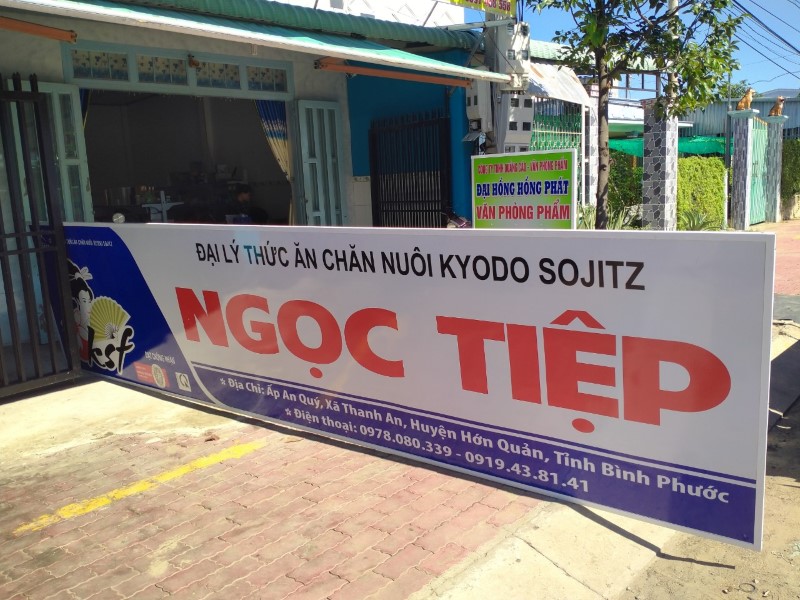 Thiết Kế Bảng Hiệu Tạp Hóa