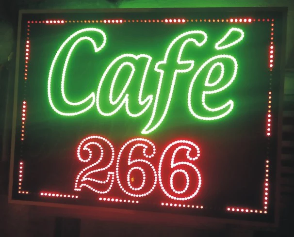 Thiết Kế Bảng Đèn LED Quán Cafe Đẹp