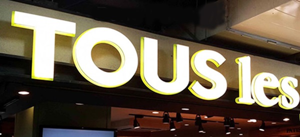 Biển Quảng Cáo Phát Sáng