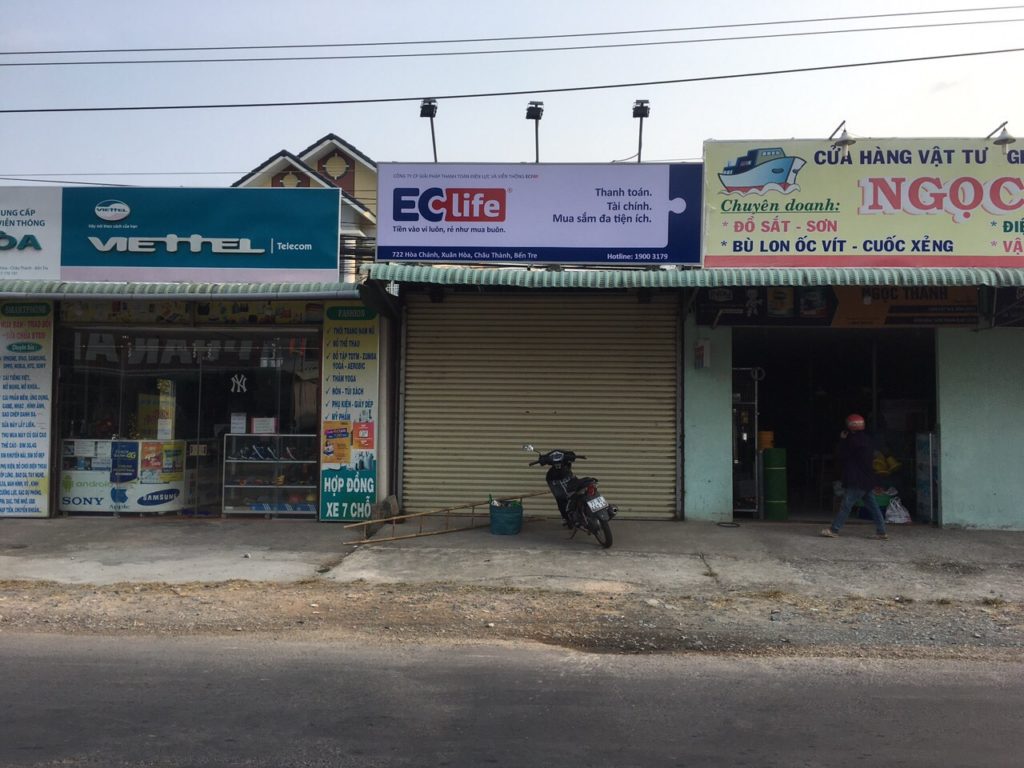 Thi Công Bảng Hiệu Nhà Phân Phối