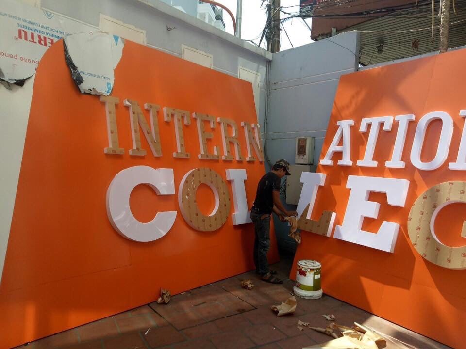 Thiết Kế Bảng Hiệu Nhà Phân Phối