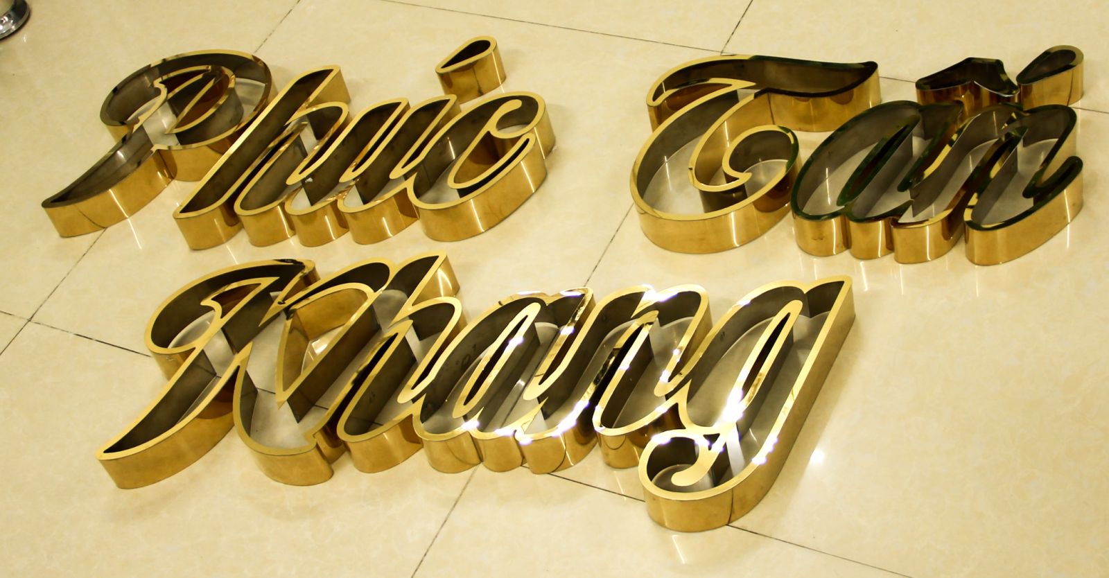 Bảng Hiệu Chữ Nổi Inox