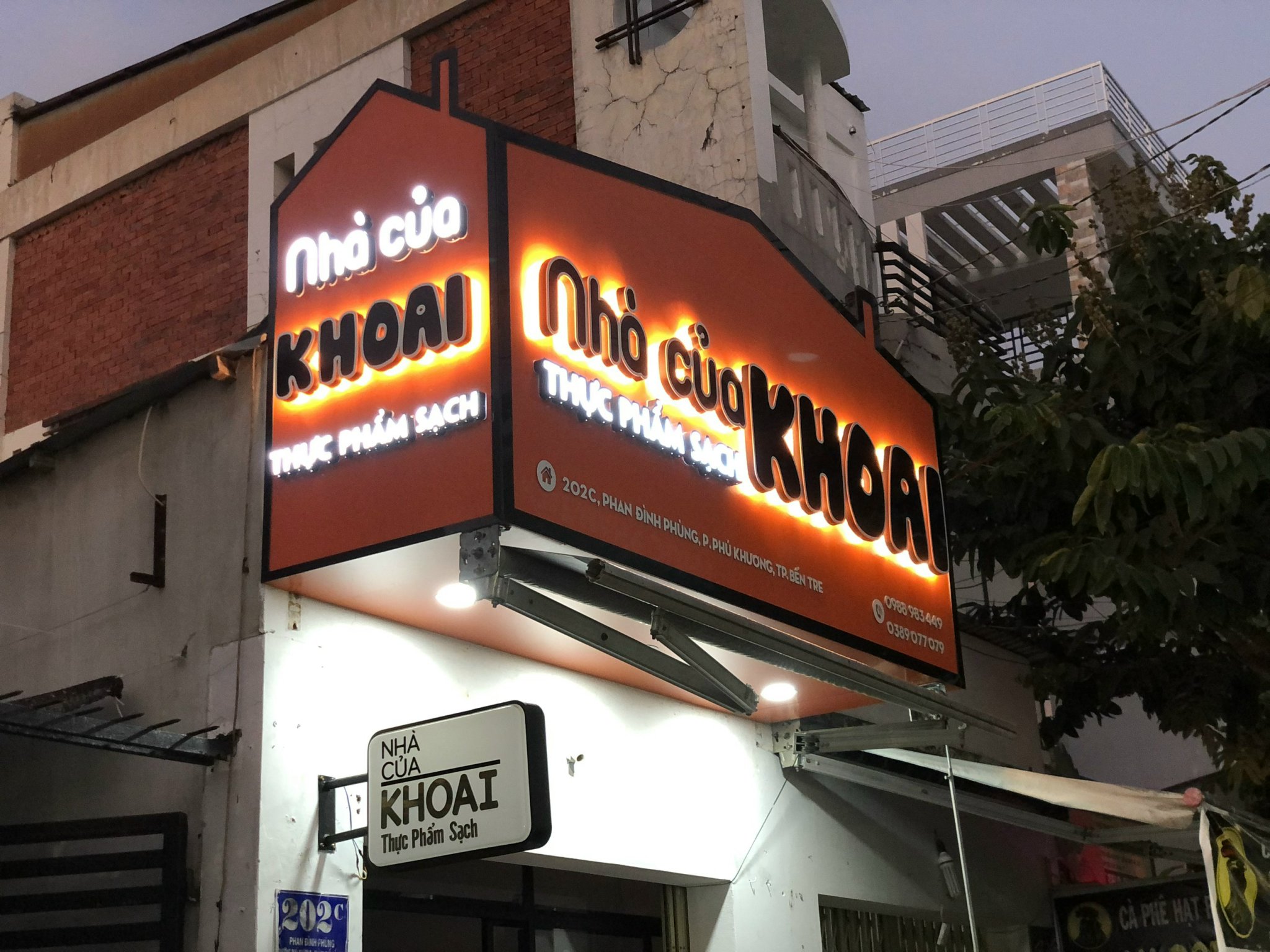 Thi Công Biển Quảng Cáo Cửa Hàng